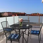 Uwe Aparthotel